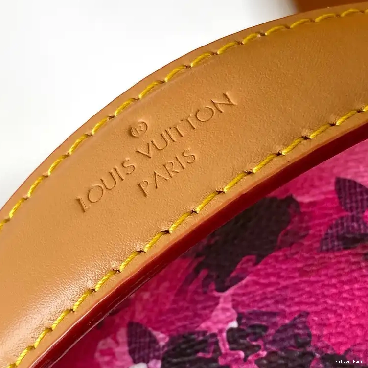 Fashion Reps LV 2408YA0201 Bags 0501